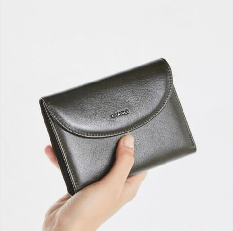 Grande Şık Cüzdan – Çok Bölmeli, Premium Deri Dokulu Hakiki Deri